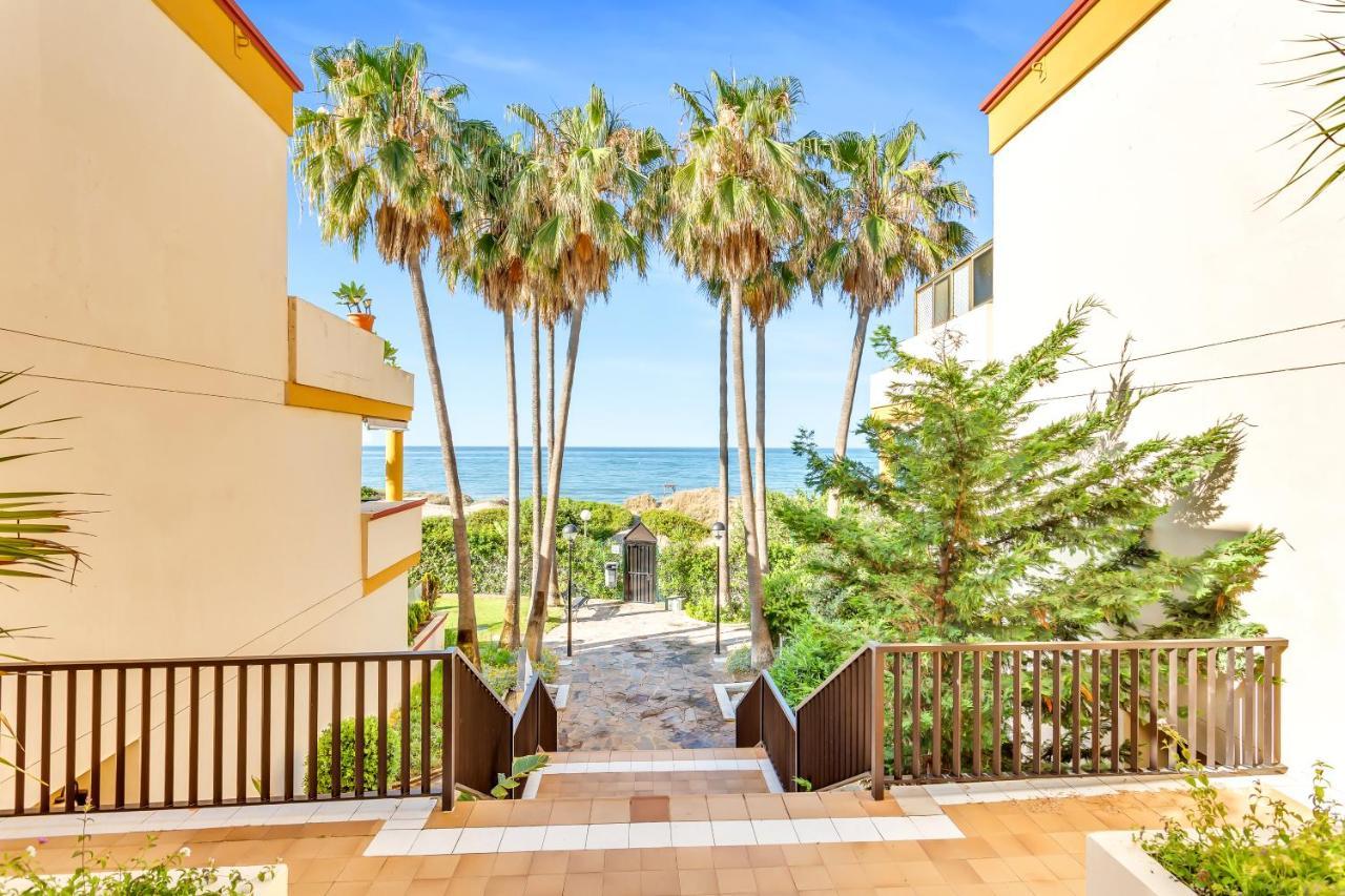 Super2Beachfront ماربيا المظهر الخارجي الصورة