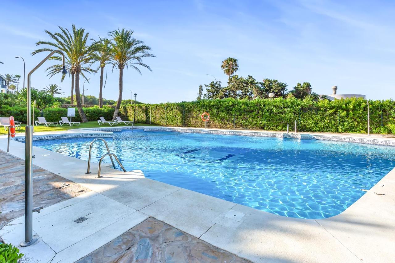 Super2Beachfront ماربيا المظهر الخارجي الصورة