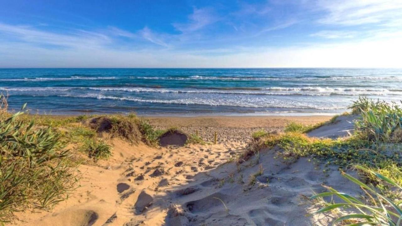 Super2Beachfront ماربيا المظهر الخارجي الصورة