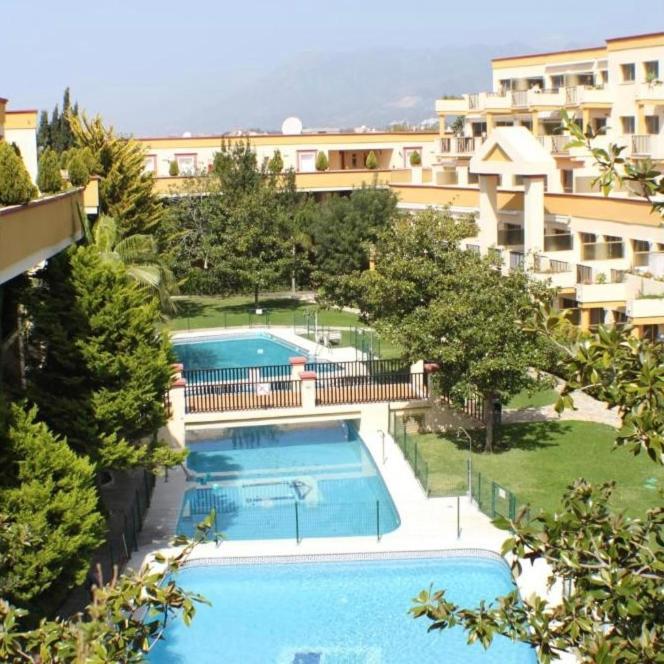 Super2Beachfront ماربيا المظهر الخارجي الصورة