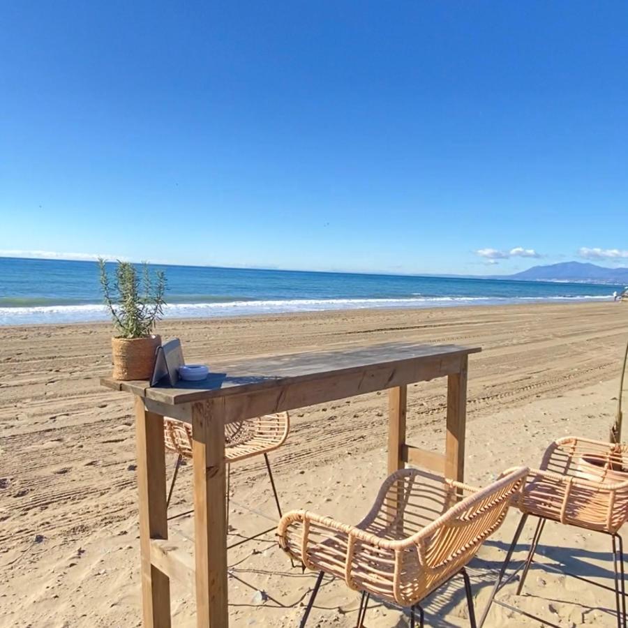 Super2Beachfront ماربيا المظهر الخارجي الصورة